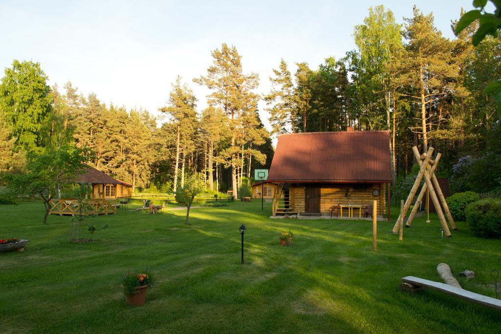 Viesu Maja Kletnieki Hotell Gipka Exteriör bild