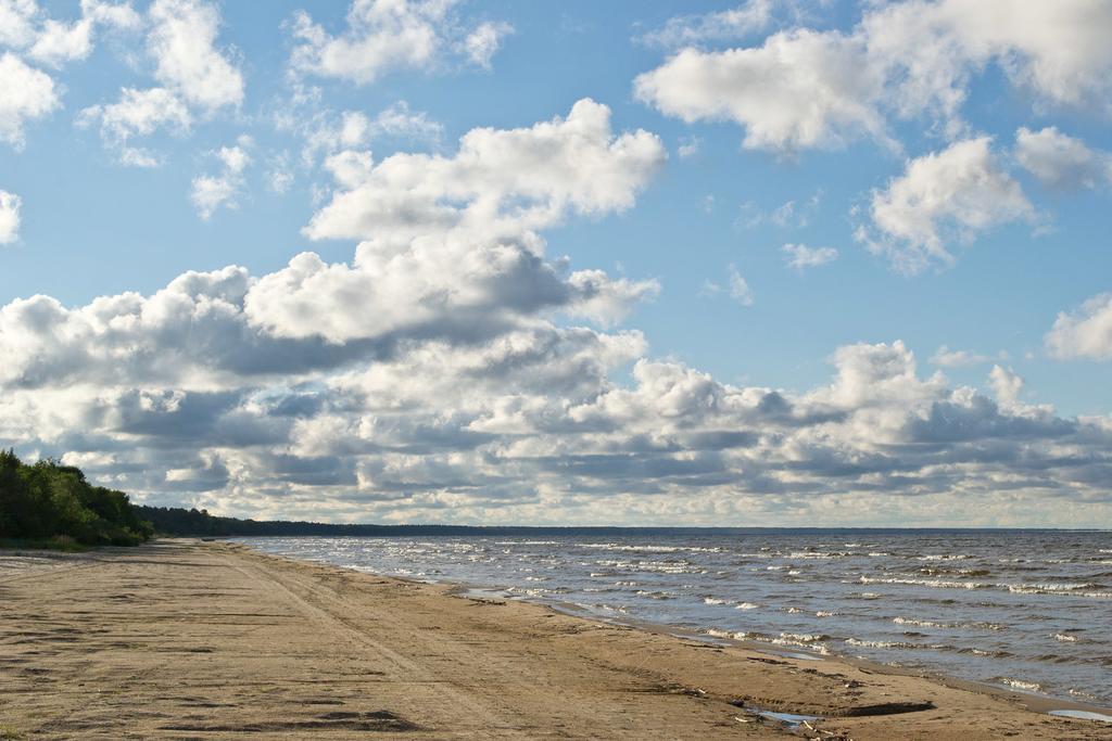 Viesu Maja Kletnieki Hotell Gipka Exteriör bild